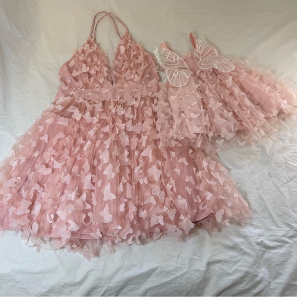 Matching Pink Butterfly Dresses Mommy and Me - Picture 3 of 14